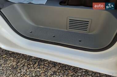 Минивэн Renault Trafic 2010 в 