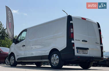 Грузовой фургон Renault Trafic 2016 в 