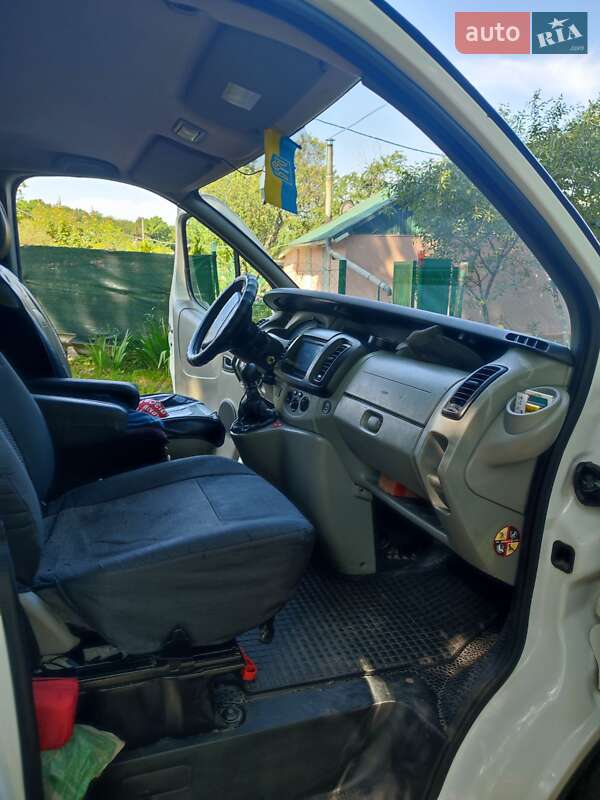 Мінівен Renault Trafic 2008 в Харкові