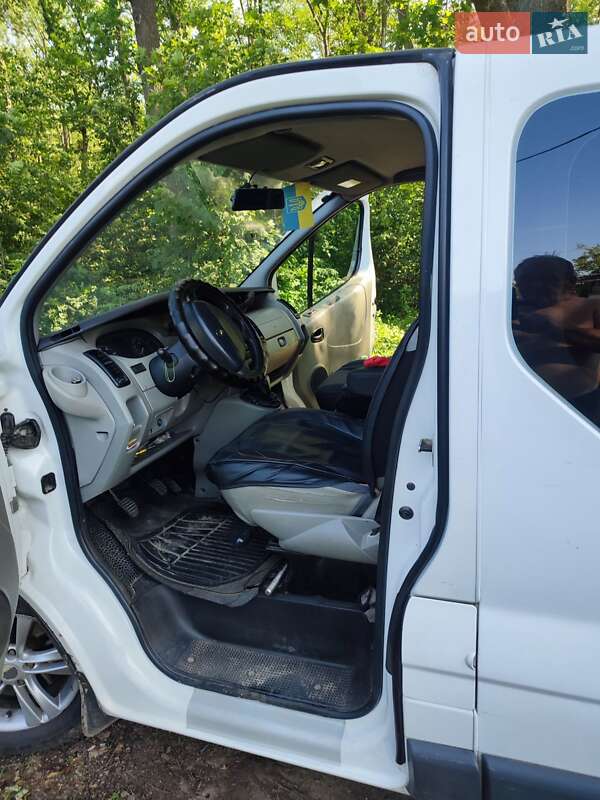 Мінівен Renault Trafic 2008 в Харкові