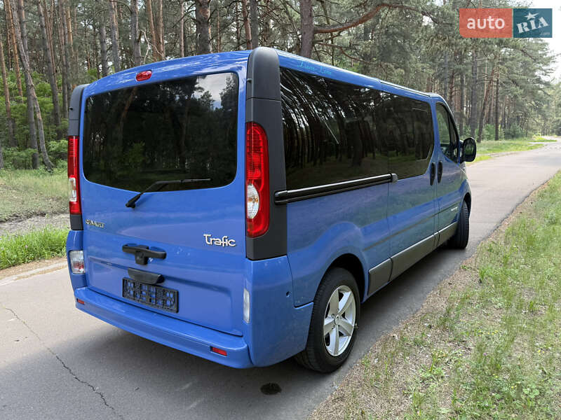 Минивэн Renault Trafic 2014 в Киеве