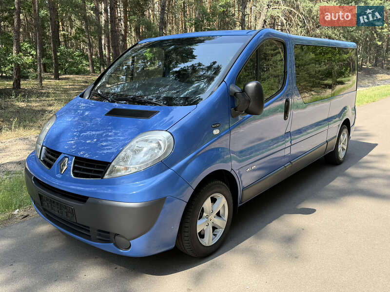 Минивэн Renault Trafic 2014 в Киеве
