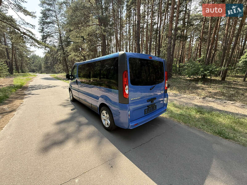 Минивэн Renault Trafic 2014 в Киеве