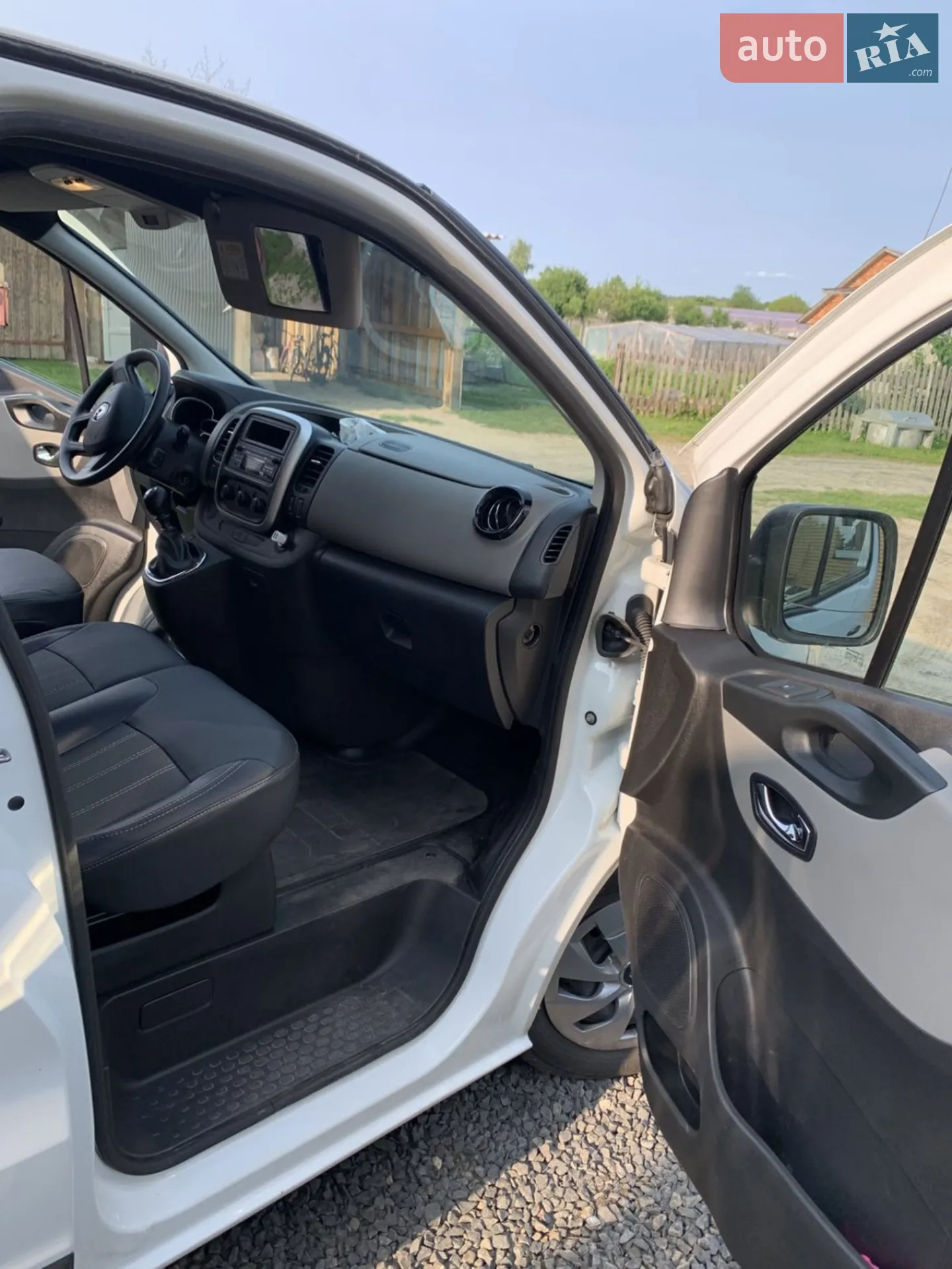 2019 Renault Trafic - мініатюра 2
