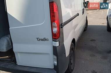 Грузовой фургон Renault Trafic 2013 в 