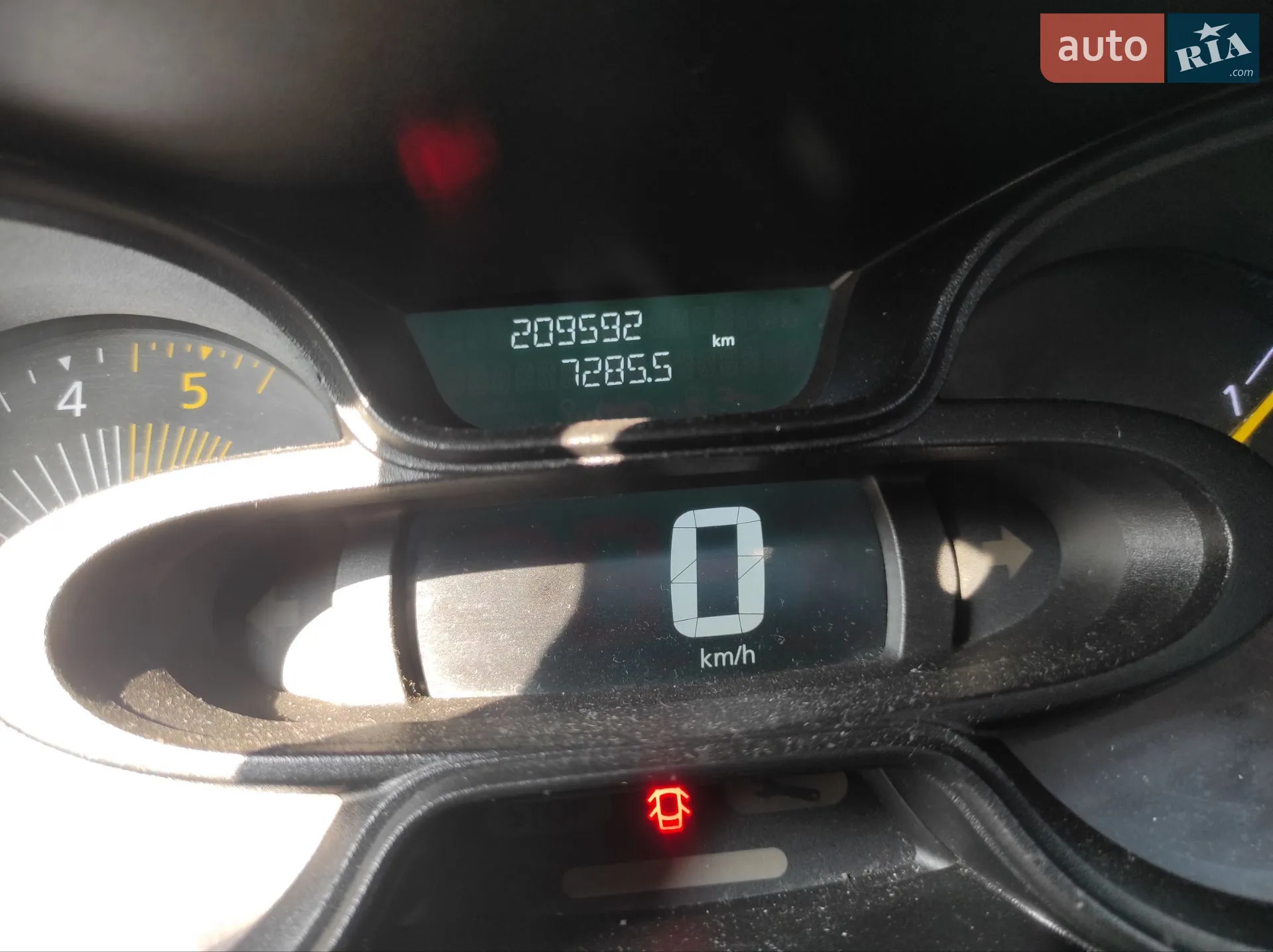 2015 Renault Trafic - мініатюра 7