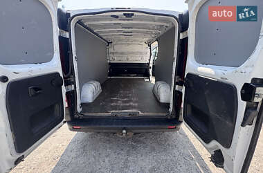 Грузовой фургон Renault Trafic 2017 в 