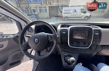 Грузовой фургон Renault Trafic 2017 в 