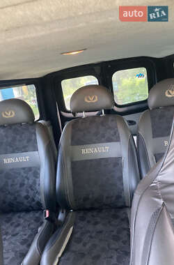 Минивэн Renault Trafic 2005 в Свессе