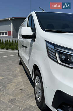 Грузовой фургон Renault Trafic 2022 в 