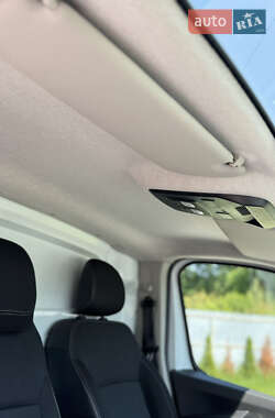 Грузовой фургон Renault Trafic 2022 в 