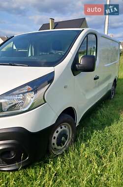 Грузовой фургон Renault Trafic 2016 в 