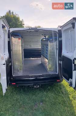 Грузовой фургон Renault Trafic 2016 в 