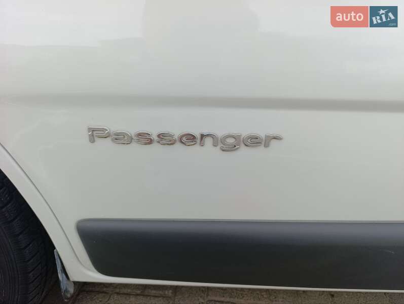 Минивэн Renault Trafic 2010 в Черновцах