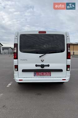 Минивэн Renault Trafic 2022 в 