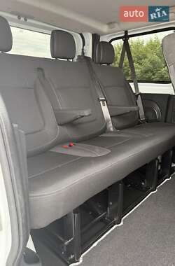 Минивэн Renault Trafic 2022 в 