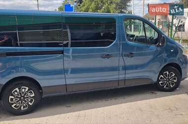 Минивэн Renault Trafic 2020 в 