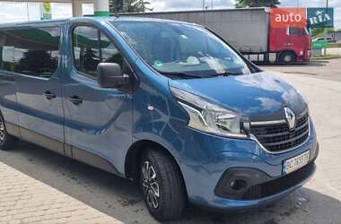 Минивэн Renault Trafic 2020 в 