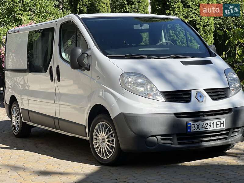 Мінівен Renault Trafic 2007 в 