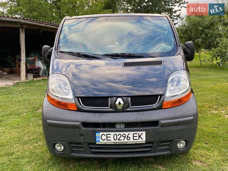 Мінівен Renault Trafic 2002 в Коломиї