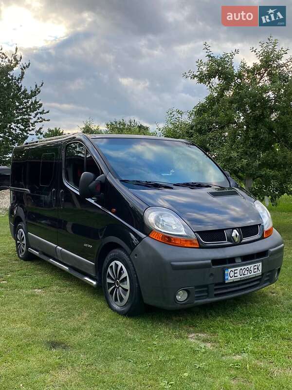 Мінівен Renault Trafic 2002 в Коломиї