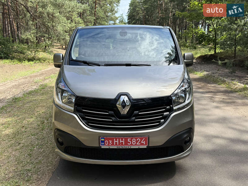 Минивэн Renault Trafic 2018 в Киеве