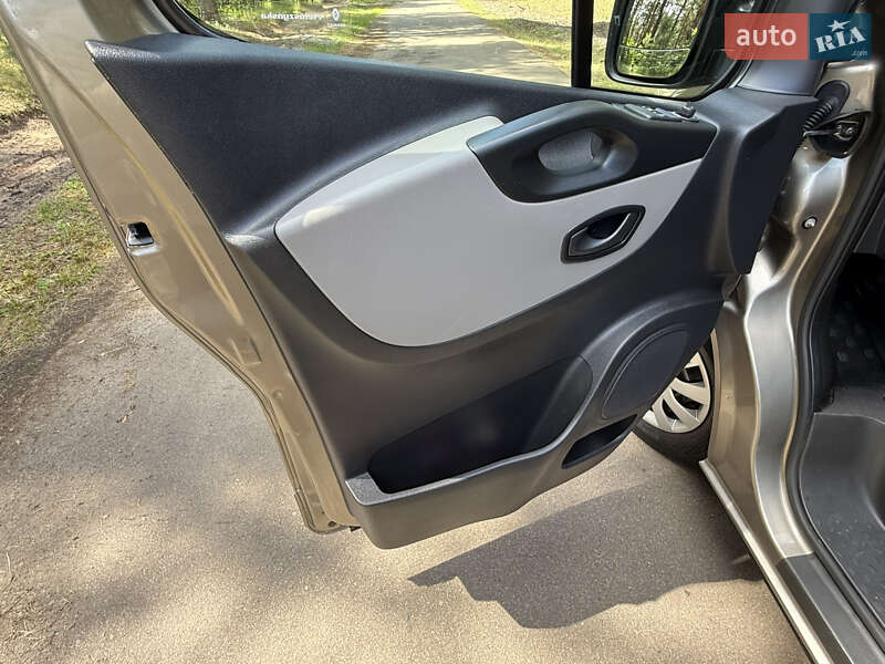 Минивэн Renault Trafic 2018 в Киеве