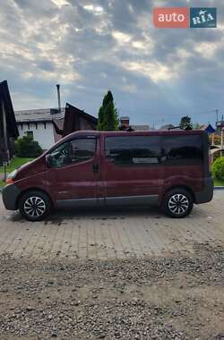 Минивэн Renault Trafic 2003 в Старом Косове