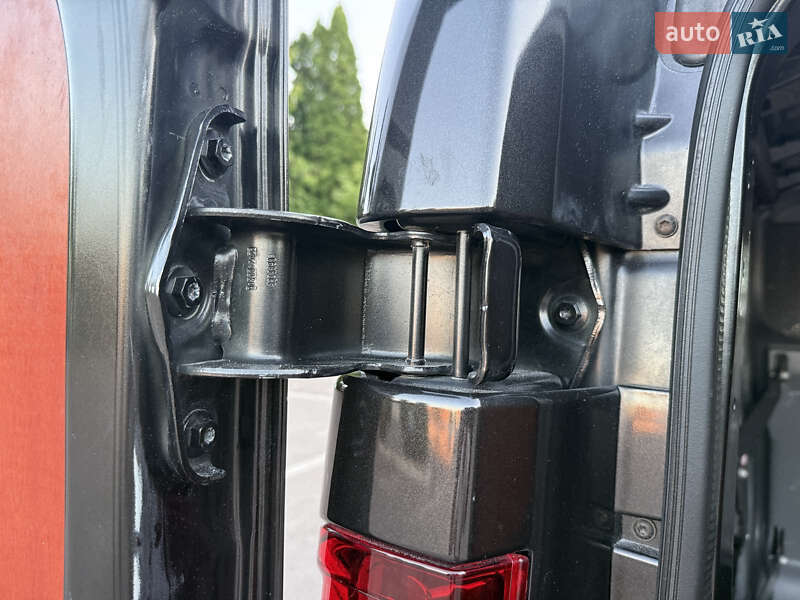 Минивэн Renault Trafic 2017 в Дубно