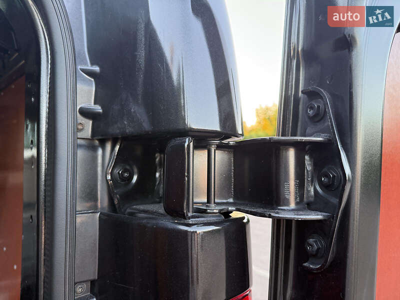 Минивэн Renault Trafic 2017 в Дубно