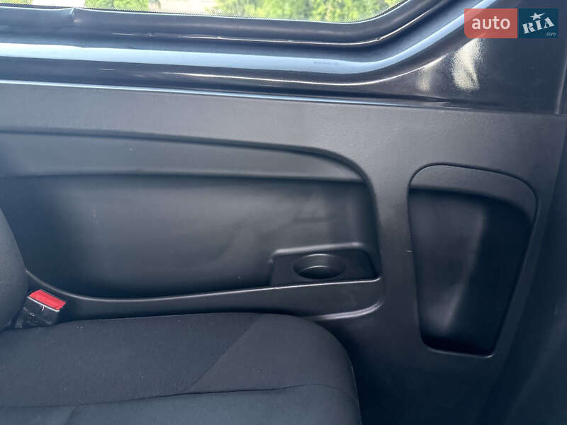 Минивэн Renault Trafic 2017 в Дубно