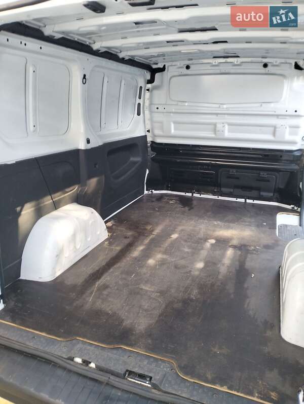 Вантажопасажирський фургон Renault Trafic 2019 в Одесі