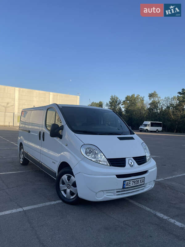 Renault Trafic 2014