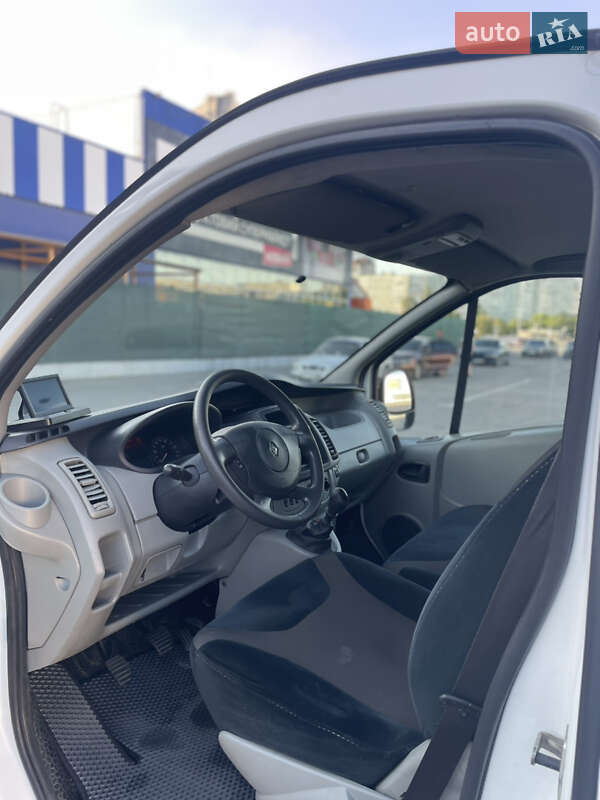 Грузовой фургон Renault Trafic 2014 в Запорожье