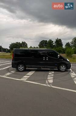 Минивэн Renault Trafic 2014 в 