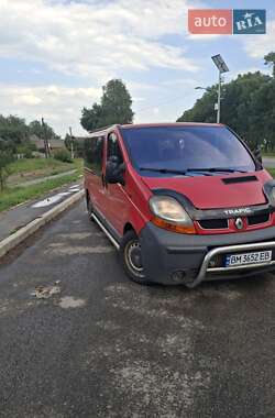 Минивэн Renault Trafic 2002 в Ромнах