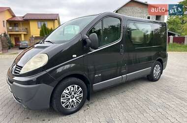 Минивэн Renault Trafic 2007 в 