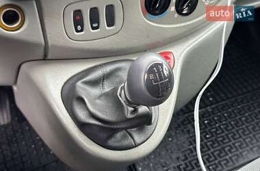 Минивэн Renault Trafic 2007 в 