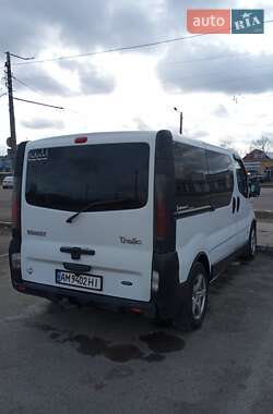 Мінівен Renault Trafic 2004 в Житомирі