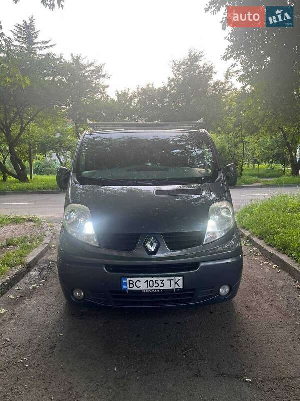 Минивэн Renault Trafic 2012 в Львове