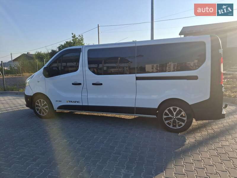 Минивэн Renault Trafic 2015 в Львове фото 9 Минивэн Renault Trafic 2015 в Львове