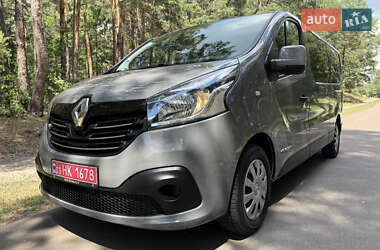 Минивэн Renault Trafic 2017 в 