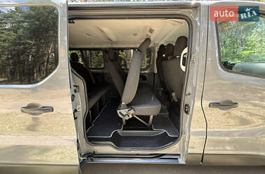 Минивэн Renault Trafic 2017 в 