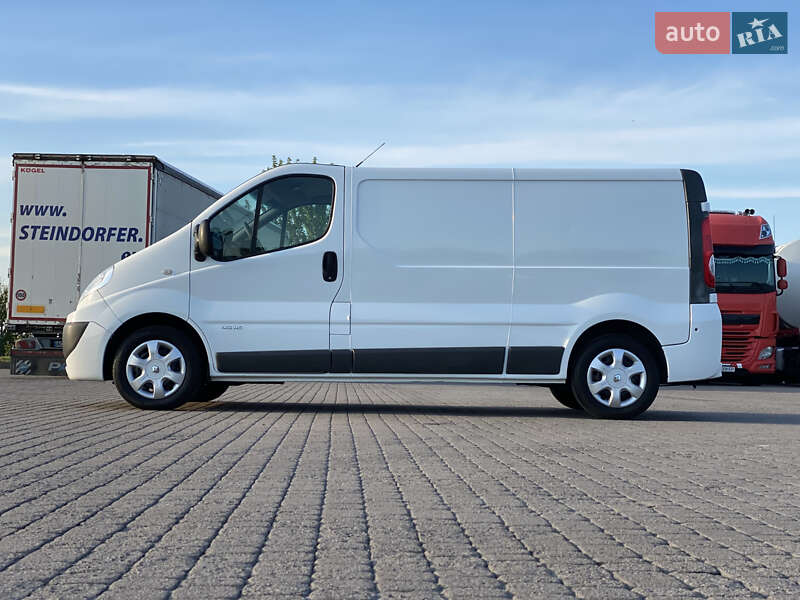 Грузовой фургон Renault Trafic 2013 в Радивилове