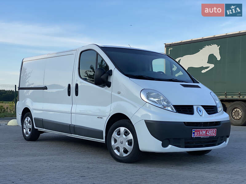 Грузовой фургон Renault Trafic 2013 в Радивилове