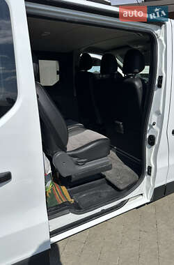 Минивэн Renault Trafic 2019 в 