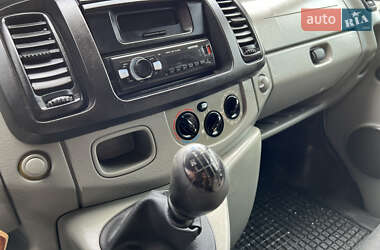 Мінівен Renault Trafic 2003 в 