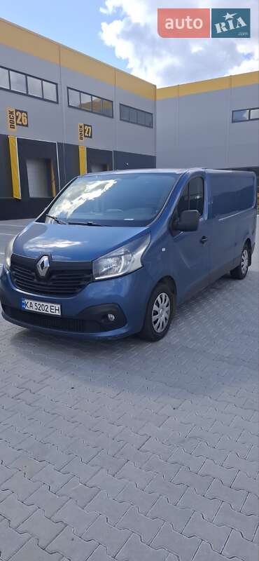 Renault Trafic 2015