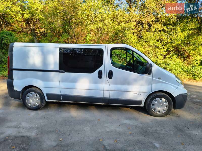 Минивэн Renault Trafic 2009 в Днепре