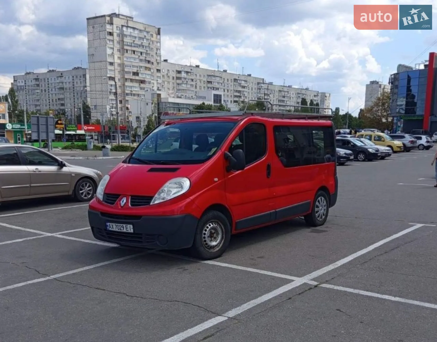 2011 Renault Trafic - мініатюра 2